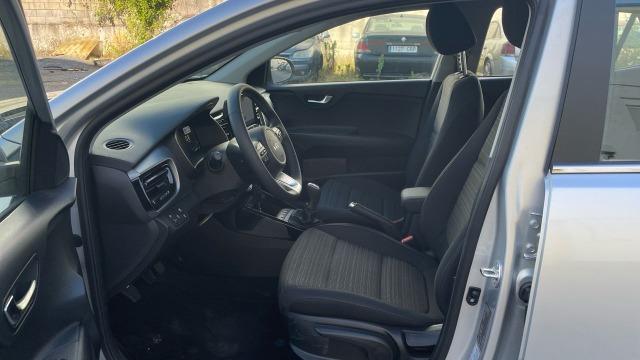 Kia Stonic 1.0 T-GDI MHEV IMT 74KW DRIVE 100CV 5P