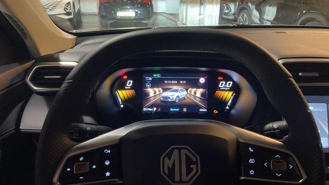 MG Zs 1.5 HEV LUXURY 197CV 5P