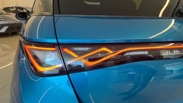 BYD Dolphin BEV 60KWH DESIGN 204 5P