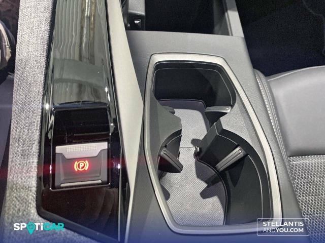Peugeot 3008 1.2 100KW  eDCS6 Allure