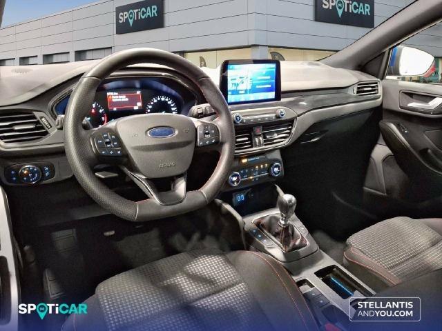Ford Focus 1.0 Ecoboost MHEV 92kW ST-Line