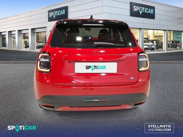 Fiat 600 600e  54kwh 115kw (156cv) RED