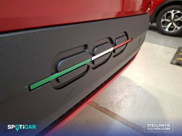 Fiat 600 600e  54kwh 115kw (156cv) RED