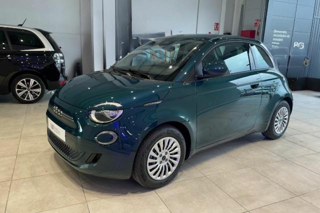Fiat 500 24KWH ACTION 95 3P