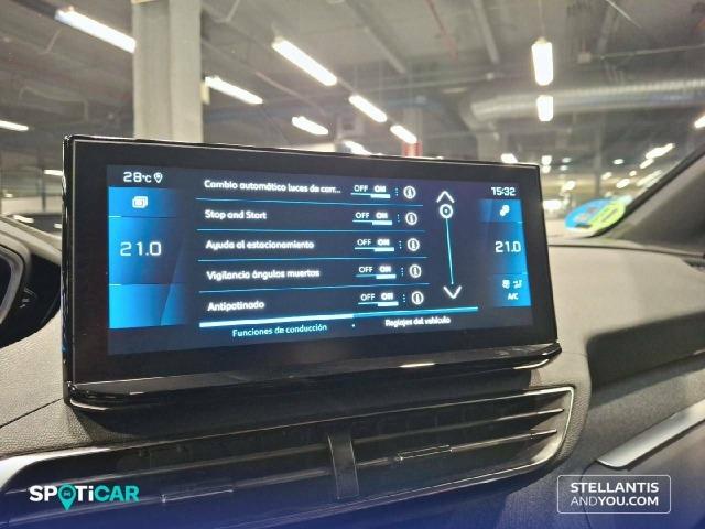 Peugeot 3008 1.2 100KW  eDCS6 Allure Pack