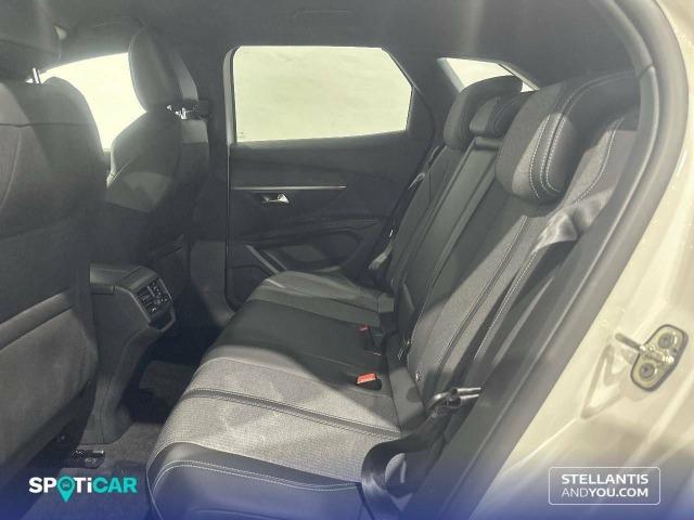 Peugeot 3008 1.2 100KW  eDCS6 Active Pack