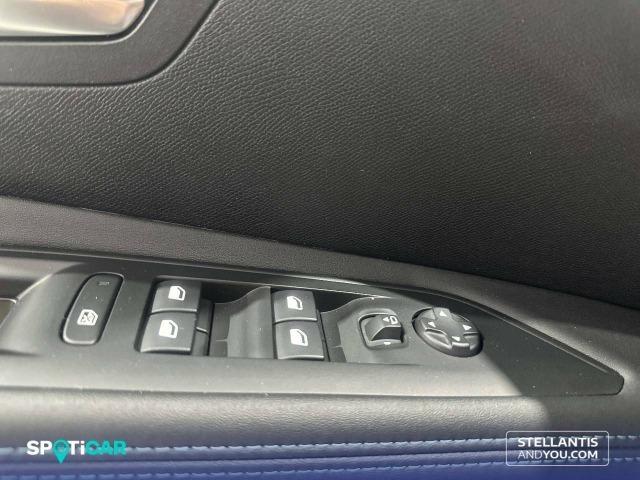 Peugeot 3008 1.2 100KW  eDCS6 Active Pack