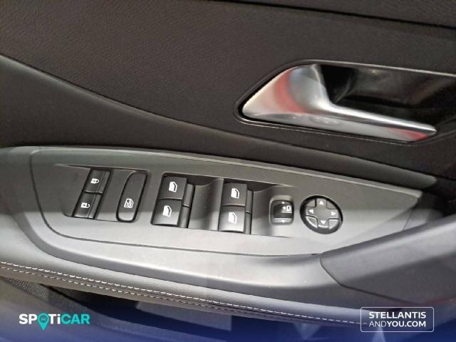 Peugeot 308 5P  Hybrid MHEV 136 e-DCS6 Allure