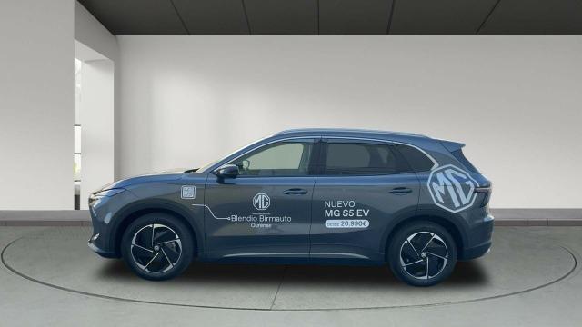 MG 5 BEV 64KWH LUXURY 231 5P