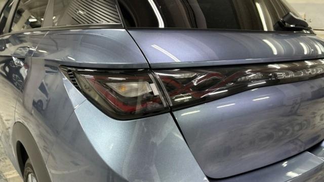BYD Dolphin BEV 60KWH DESIGN 204 5P