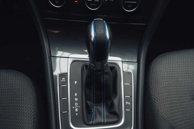 Volkswagen Golf e-Golf ePower 100 kW (136CV)