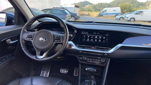 Kia Niro 1.6 GDI HYBRID EMOTION 141CV 5P