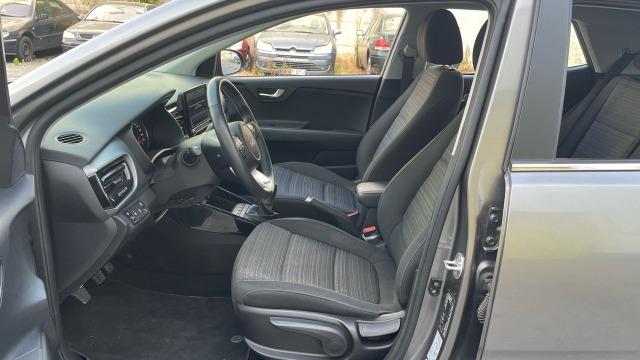 Kia Stonic 1.0 T-GDI MHEV IMT 74KW DRIVE 100CV 5P