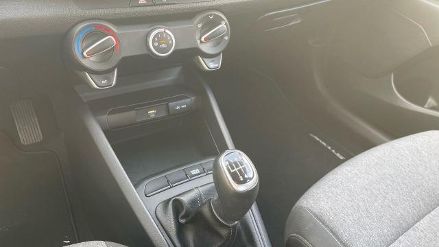 Kia Stonic 1.0 T-GDI MHEV IMT 74KW CONCEPT 100 5P