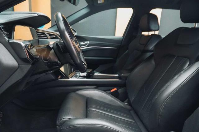 Audi E-tron 55 quattro