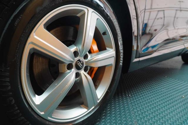 Audi E-tron 55 quattro