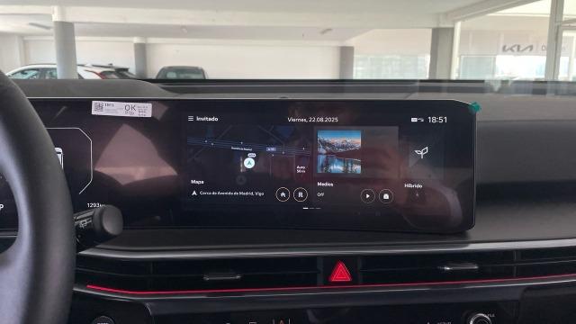 Kia Sorento 1.6 T-GDI HEV EMOTION PACK PREMIUM A 2WD 215 5P 7 Plazas