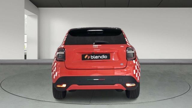 Fiat 600 BEV LA PRIMA 115KW 156CV 5P
