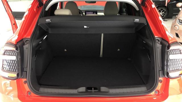 Fiat 600 BEV LA PRIMA 115KW 156CV 5P