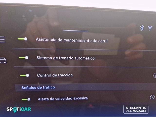 Peugeot 3008 Eléctrico 157kW Allure