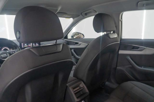 Audi A4 Advanced 30 TDI 100kW (136CV) S tronic