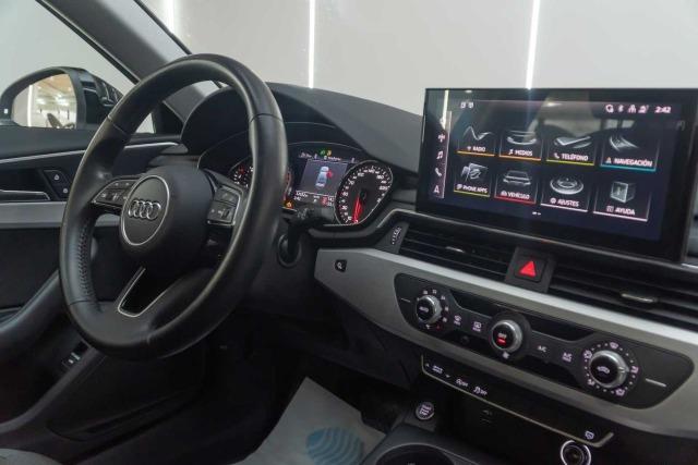 Audi A4 Advanced 30 TDI 100kW (136CV) S tronic