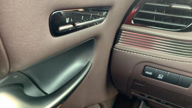 LEXUS 500h Luxury L-Aniline (AWD). 698€/mes.