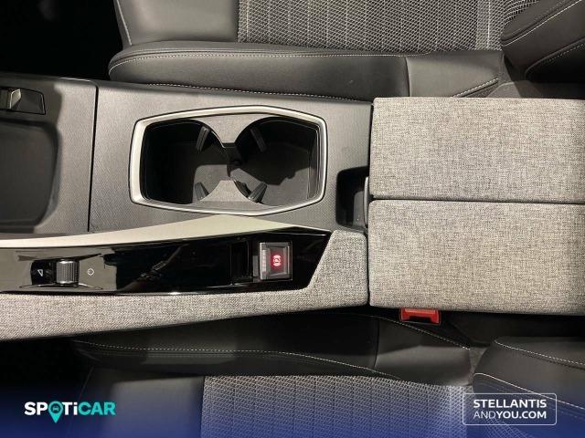 Peugeot 3008 1.2 100KW  eDCS6 Allure