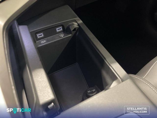 Peugeot 3008 1.2 100KW  eDCS6 Allure