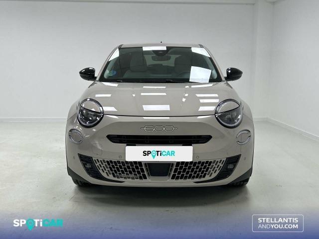 Fiat 600 600 MHEV  1.2 74kW (100CV) DDCT La prima