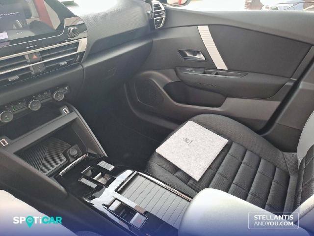 Citroën C4 Hybrid 145 ë-DCS6 Business Edition