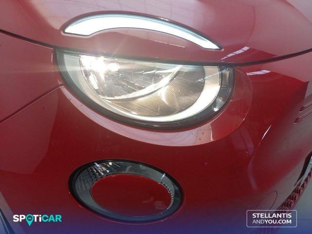 Fiat 500 Hb 320km 85kW (118CV) Red