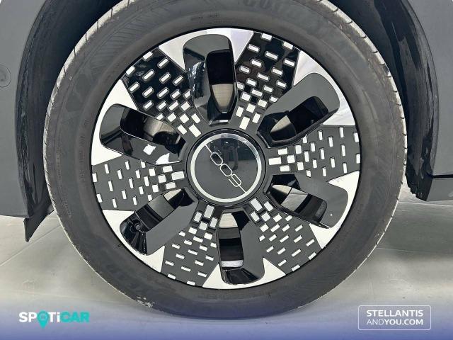 Fiat 600 600 MHEV  1.2 74kW (100CV) DDCT La prima