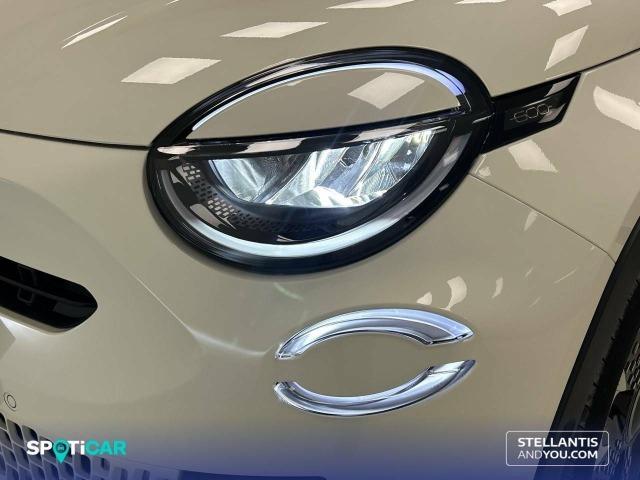 Fiat 600 600 MHEV  1.2 74kW (100CV) DDCT La prima