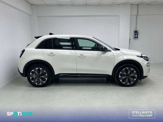 Fiat 600 600 MHEV  1.2 74kW (100CV) DDCT La prima