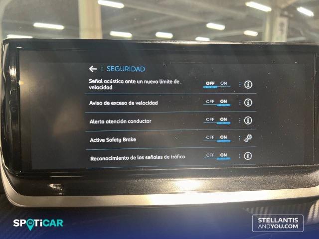 Peugeot 208 HYBRID 100 eDCS6 Style