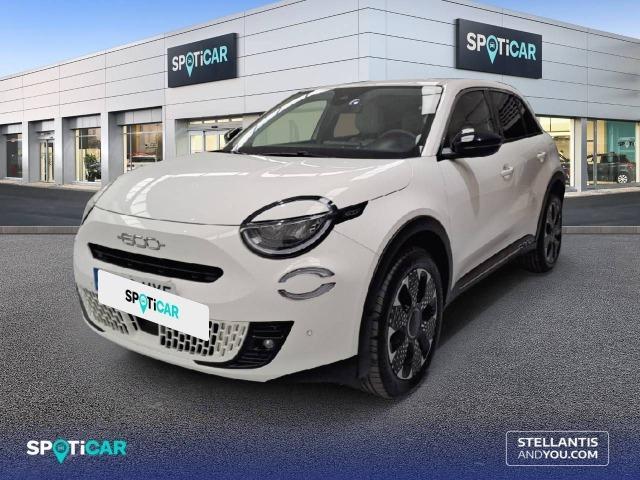 Fiat 600 600 MHEV  1.2 74kW (100CV) DDCT La prima