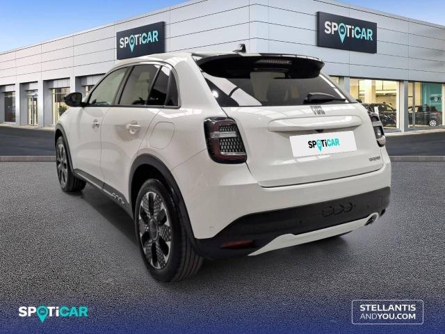 Fiat 600 600 MHEV  1.2 74kW (100CV) DDCT La prima