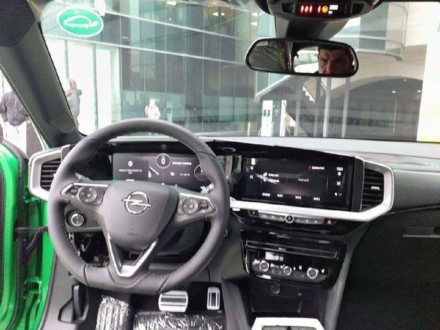 Opel Mokka-e BEV 50kWh Ultimate 100 kW (136 CV)