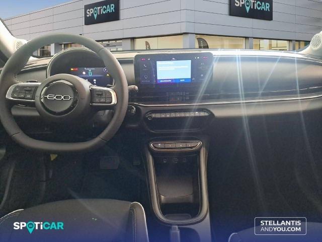 Fiat 600 600 MHEV  1.2 81kW (110CV) DDCT Pop