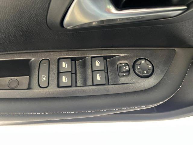 Peugeot 208 HYBRID 100 eDCS6 Allure