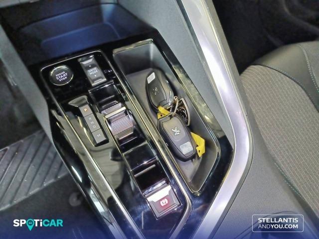 Peugeot 3008 1.2 100KW  eDCS6 Allure Pack