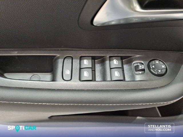 Peugeot 208 HYBRID 110 eDCS6 Allure