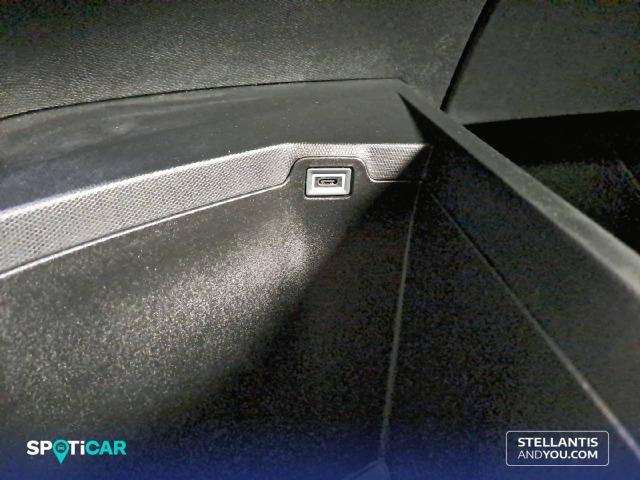 Peugeot 3008 1.2 100KW  eDCS6 Allure