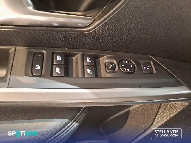 Peugeot 3008 1.2 100KW  eDCS6 Allure