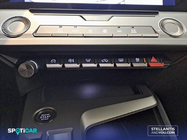 Peugeot 408 408  PLUG-IN HYBRID 225 e-EAT8 Allure