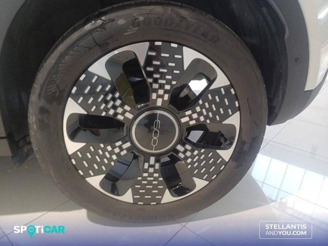 Fiat 600 600 MHEV  1.2 74kW (100CV) DDCT La prima