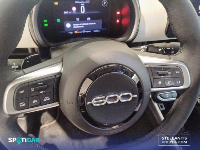 Fiat 600 600 MHEV  1.2 74kW (100CV) DDCT La prima