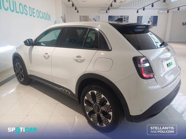 Fiat 600 600 MHEV  1.2 74kW (100CV) DDCT La prima