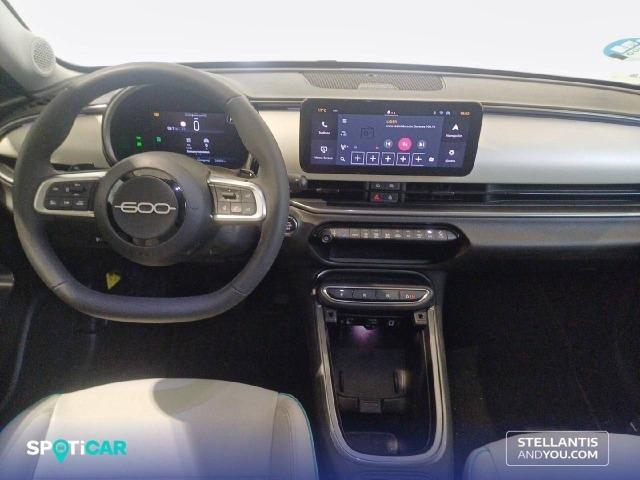 Fiat 600 600 MHEV  1.2 74kW (100CV) DDCT La prima